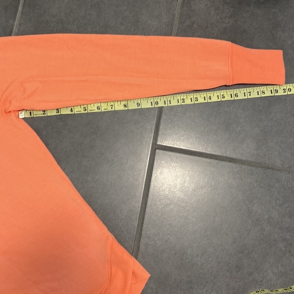 Athleta Mindset Sweatshirt S Tall Island Coral - Picture 8 of 8